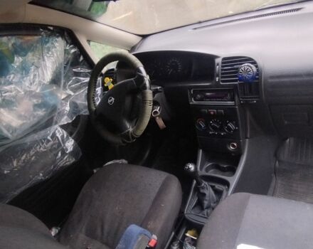 Сірий Опель Зафіра, об'ємом двигуна 2.2 л та пробігом 234 тис. км за 499 $, фото 5 на Automoto.ua