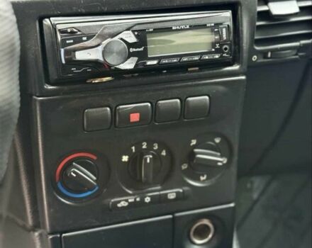 Серый Опель Зафира, объемом двигателя 2 л и пробегом 378 тыс. км за 2450 $, фото 4 на Automoto.ua