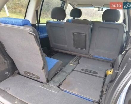 Сірий Опель Зафіра, об'ємом двигуна 1.8 л та пробігом 255 тис. км за 2350 $, фото 21 на Automoto.ua