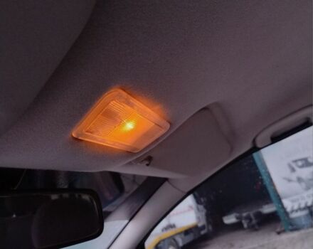 Серый Опель Зафира, объемом двигателя 2 л и пробегом 378 тыс. км за 2450 $, фото 12 на Automoto.ua