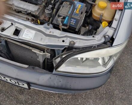 Сірий Опель Зафіра, об'ємом двигуна 1.8 л та пробігом 255 тис. км за 2350 $, фото 29 на Automoto.ua