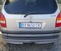 Сірий Опель Зафіра, об'ємом двигуна 2 л та пробігом 399 тис. км за 2700 $, фото 6 на Automoto.ua