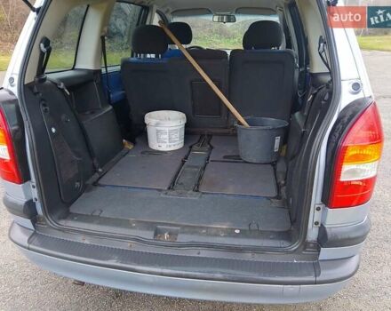 Сірий Опель Зафіра, об'ємом двигуна 1.8 л та пробігом 255 тис. км за 2350 $, фото 22 на Automoto.ua