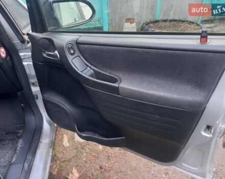 Серый Опель Зафира, объемом двигателя 2 л и пробегом 331 тыс. км за 2450 $, фото 6 на Automoto.ua