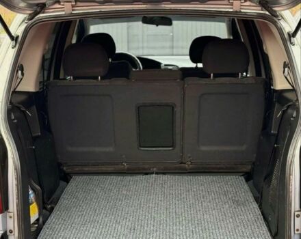 Серый Опель Зафира, объемом двигателя 2 л и пробегом 378 тыс. км за 2450 $, фото 6 на Automoto.ua