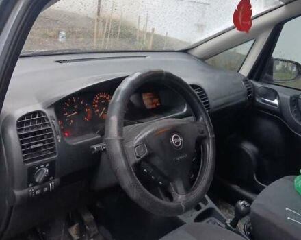 Серый Опель Зафира, объемом двигателя 2 л и пробегом 378 тыс. км за 2600 $, фото 11 на Automoto.ua