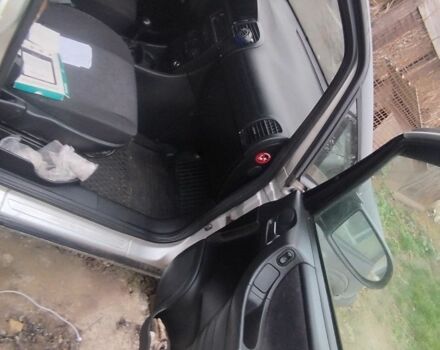 Сірий Опель Зафіра, об'ємом двигуна 2.2 л та пробігом 234 тис. км за 499 $, фото 3 на Automoto.ua