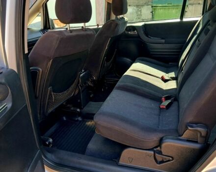 Серый Опель Зафира, объемом двигателя 2 л и пробегом 500 тыс. км за 2980 $, фото 13 на Automoto.ua