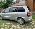 Серый Опель Зафира, объемом двигателя 1.8 л и пробегом 300 тыс. км за 3000 $, фото 1 на Automoto.ua