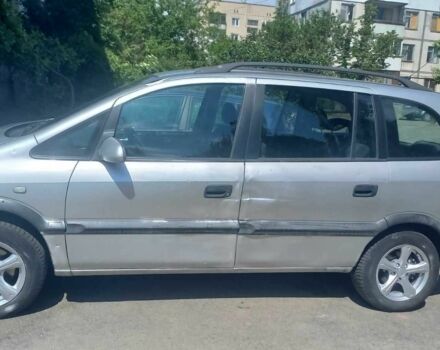 Серый Опель Зафира, объемом двигателя 1.8 л и пробегом 318 тыс. км за 3200 $, фото 5 на Automoto.ua