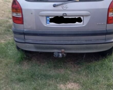 Серый Опель Зафира, объемом двигателя 2 л и пробегом 300 тыс. км за 1600 $, фото 1 на Automoto.ua