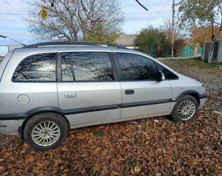 Серый Опель Зафира, объемом двигателя 2 л и пробегом 290 тыс. км за 3900 $, фото 6 на Automoto.ua