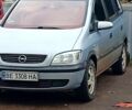 Серый Опель Зафира, объемом двигателя 1.6 л и пробегом 187 тыс. км за 3200 $, фото 1 на Automoto.ua