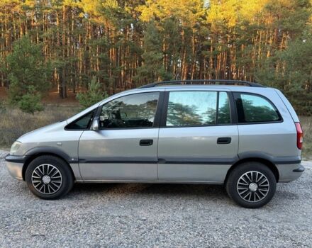 Серый Опель Зафира, объемом двигателя 2 л и пробегом 265 тыс. км за 3850 $, фото 2 на Automoto.ua