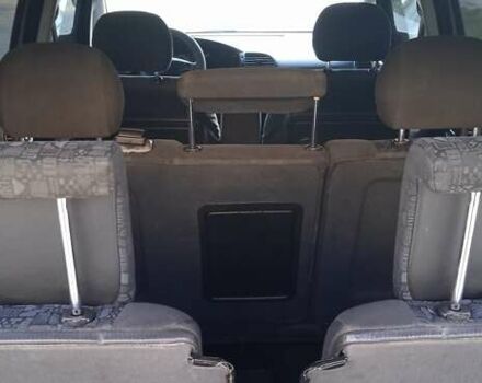 Серый Опель Зафира, объемом двигателя 2 л и пробегом 370 тыс. км за 3699 $, фото 18 на Automoto.ua