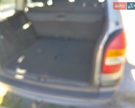 Сірий Опель Зафіра, об'ємом двигуна 1.8 л та пробігом 250 тис. км за 2450 $, фото 11 на Automoto.ua