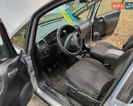 Серый Опель Зафира, объемом двигателя 1.8 л и пробегом 463 тыс. км за 4100 $, фото 8 на Automoto.ua