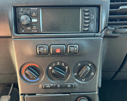 Серый Опель Зафира, объемом двигателя 2 л и пробегом 339 тыс. км за 3900 $, фото 57 на Automoto.ua