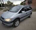 Серый Опель Зафира, объемом двигателя 2.2 л и пробегом 300 тыс. км за 3241 $, фото 1 на Automoto.ua