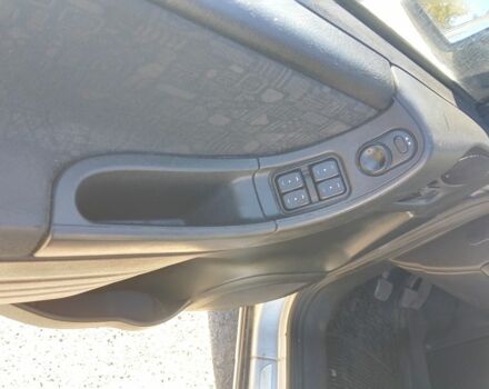 Серый Опель Зафира, объемом двигателя 0 л и пробегом 250 тыс. км за 1800 $, фото 5 на Automoto.ua