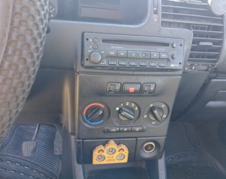 Серый Опель Зафира, объемом двигателя 0 л и пробегом 250 тыс. км за 1800 $, фото 7 на Automoto.ua