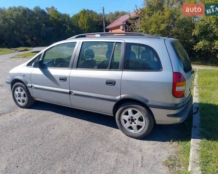 Сірий Опель Зафіра, об'ємом двигуна 1.8 л та пробігом 250 тис. км за 2450 $, фото 9 на Automoto.ua