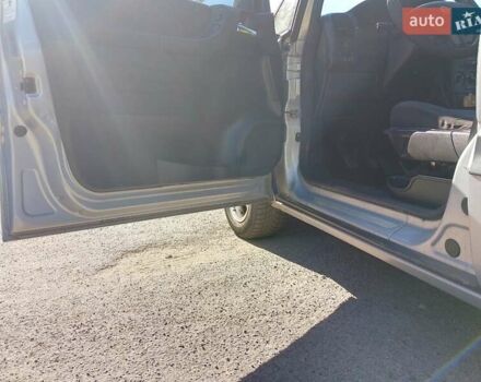 Сірий Опель Зафіра, об'ємом двигуна 1.8 л та пробігом 250 тис. км за 2450 $, фото 15 на Automoto.ua