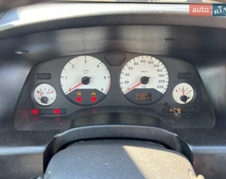 Серый Опель Зафира, объемом двигателя 2 л и пробегом 339 тыс. км за 3900 $, фото 16 на Automoto.ua