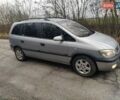 Серый Опель Зафира, объемом двигателя 1.8 л и пробегом 238 тыс. км за 4300 $, фото 2 на Automoto.ua