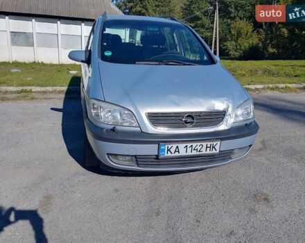 Сірий Опель Зафіра, об'ємом двигуна 1.8 л та пробігом 250 тис. км за 2450 $, фото 3 на Automoto.ua