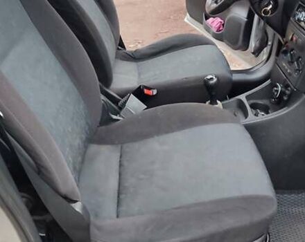 Сірий Опель Зафіра, об'ємом двигуна 1.8 л та пробігом 360 тис. км за 4300 $, фото 18 на Automoto.ua