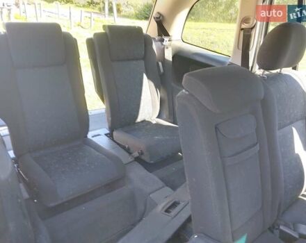 Сірий Опель Зафіра, об'ємом двигуна 1.8 л та пробігом 250 тис. км за 2450 $, фото 26 на Automoto.ua