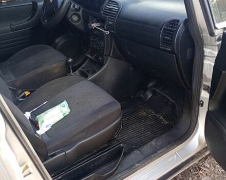 Серый Опель Зафира, объемом двигателя 0 л и пробегом 299 тыс. км за 1850 $, фото 3 на Automoto.ua