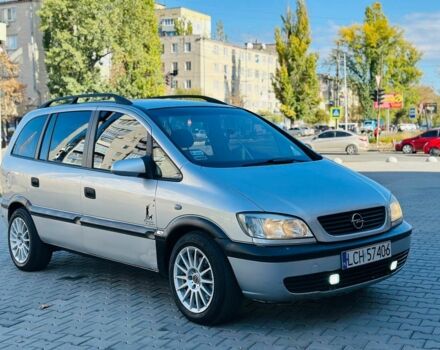 Серый Опель Зафира, объемом двигателя 1.9 л и пробегом 250 тыс. км за 2150 $, фото 6 на Automoto.ua