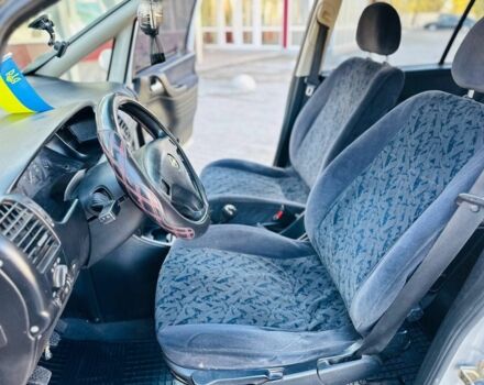 Серый Опель Зафира, объемом двигателя 1.9 л и пробегом 250 тыс. км за 2150 $, фото 14 на Automoto.ua