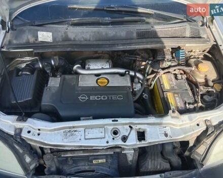 Серый Опель Зафира, объемом двигателя 2 л и пробегом 309 тыс. км за 3500 $, фото 10 на Automoto.ua