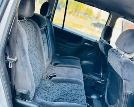 Серый Опель Зафира, объемом двигателя 1.9 л и пробегом 250 тыс. км за 2150 $, фото 16 на Automoto.ua