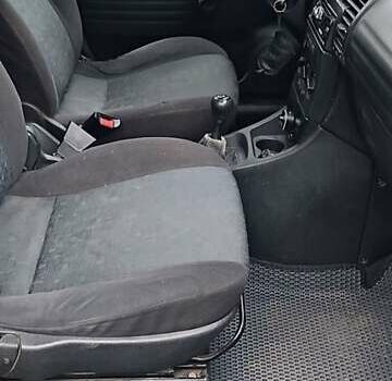 Сірий Опель Зафіра, об'ємом двигуна 1.8 л та пробігом 360 тис. км за 4300 $, фото 33 на Automoto.ua