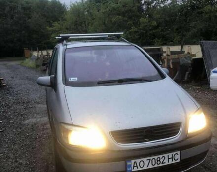 Серый Опель Зафира, объемом двигателя 2 л и пробегом 241 тыс. км за 2300 $, фото 4 на Automoto.ua