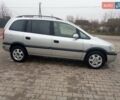 Серый Опель Зафира, объемом двигателя 1.8 л и пробегом 310 тыс. км за 3999 $, фото 2 на Automoto.ua