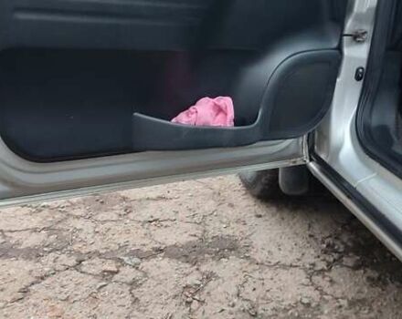 Сірий Опель Зафіра, об'ємом двигуна 1.8 л та пробігом 360 тис. км за 4300 $, фото 9 на Automoto.ua