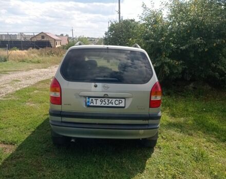 Сірий Опель Зафіра, об'ємом двигуна 2 л та пробігом 200 тис. км за 2500 $, фото 1 на Automoto.ua