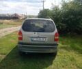 Сірий Опель Зафіра, об'ємом двигуна 2 л та пробігом 200 тис. км за 2500 $, фото 1 на Automoto.ua