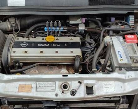 Сірий Опель Зафіра, об'ємом двигуна 1.8 л та пробігом 360 тис. км за 4300 $, фото 21 на Automoto.ua