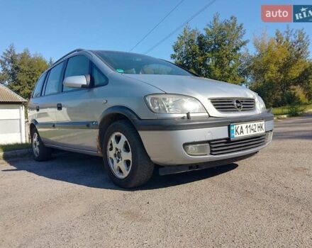 Сірий Опель Зафіра, об'ємом двигуна 1.8 л та пробігом 250 тис. км за 2450 $, фото 4 на Automoto.ua