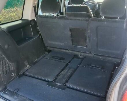 Серый Опель Зафира, объемом двигателя 2 л и пробегом 309 тыс. км за 3500 $, фото 5 на Automoto.ua