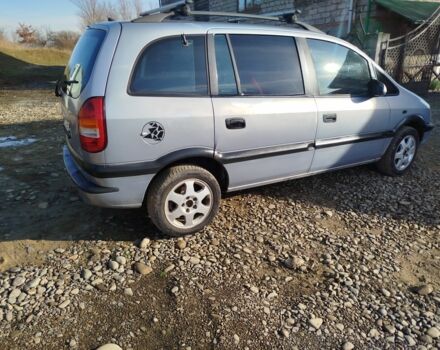 Серый Опель Зафира, объемом двигателя 2 л и пробегом 268 тыс. км за 2450 $, фото 2 на Automoto.ua