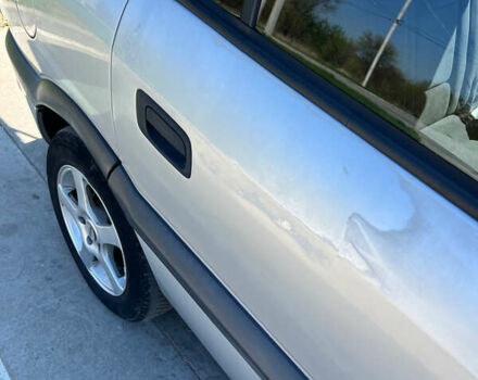 Серый Опель Зафира, объемом двигателя 2 л и пробегом 339 тыс. км за 3900 $, фото 44 на Automoto.ua