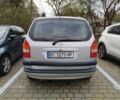 Серый Опель Зафира, объемом двигателя 1.8 л и пробегом 374 тыс. км за 3300 $, фото 3 на Automoto.ua