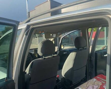 Сірий Опель Зафіра, об'ємом двигуна 2 л та пробігом 370 тис. км за 3900 $, фото 2 на Automoto.ua